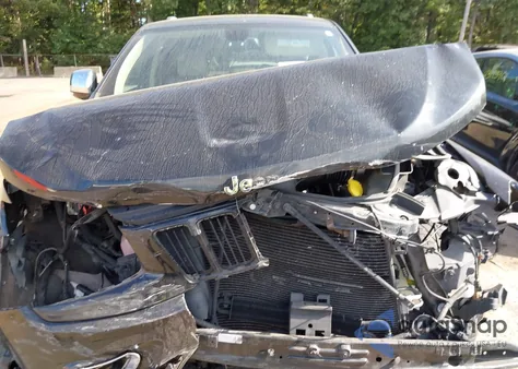 2015 Jeep Grand Cherokee Limited z USA, uszkodzony, nr VIN 1C4RJFBG2FC762576